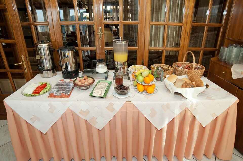 Breakfast Buffet Hermes Delphi Hotel Delphi, Greece